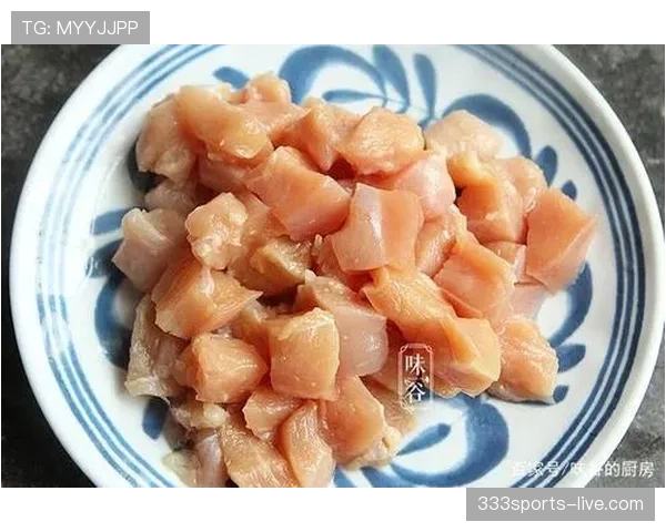 孙兴慜家冰箱里只有水和鸡胸肉？