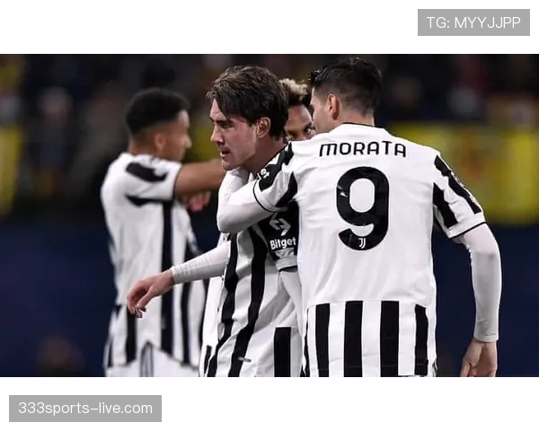 弗拉霍维奇佛罗伦萨巅峰赛季30+进球解析