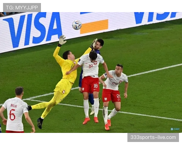 点球过程中其他队员提早进区，裁判判罚标准全解析